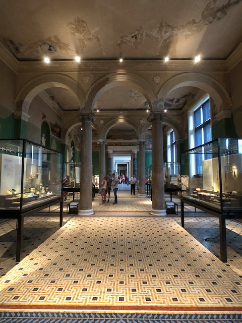 Pete And Kristina Roam Germany Visiting Berlin And Dusseldorf