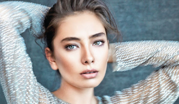Neslihan Atagül kimdir? aslen nerelidir? kaç yaşında? boyu kaç? evli mi? eşi kim? biyografisi, film ve dizileri ve hayatı hakkında kısa bilgi. Neslihan Atagül kimdir? aslen nerelidir? kaç yaşında? boyu kaç? evli mi? eşi kim? biyografisi, film ve dizileri ve hayatı hakkında kısa bilgi.