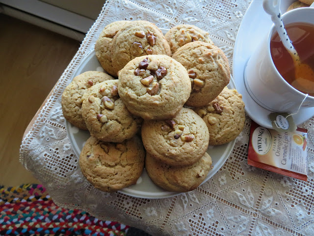 Buttery Maple Walnut Cookies
