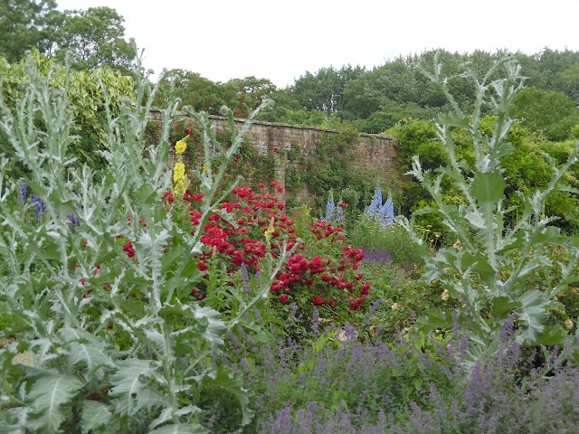 Waterperry Gardens Herbaceous Border