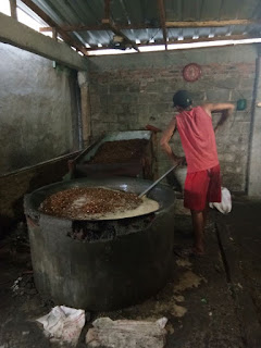 Proses Pembuatan Kerupuk kulit sapi jangek