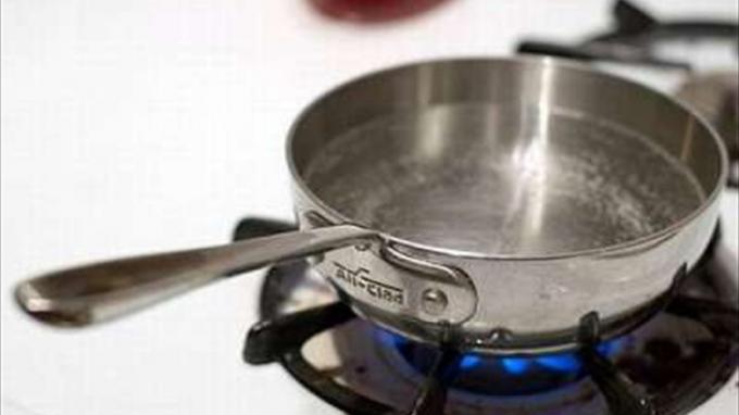 Fisika dan Kebiasaan Sehari-hari: Memasak Air dengan Keadaan Tutup