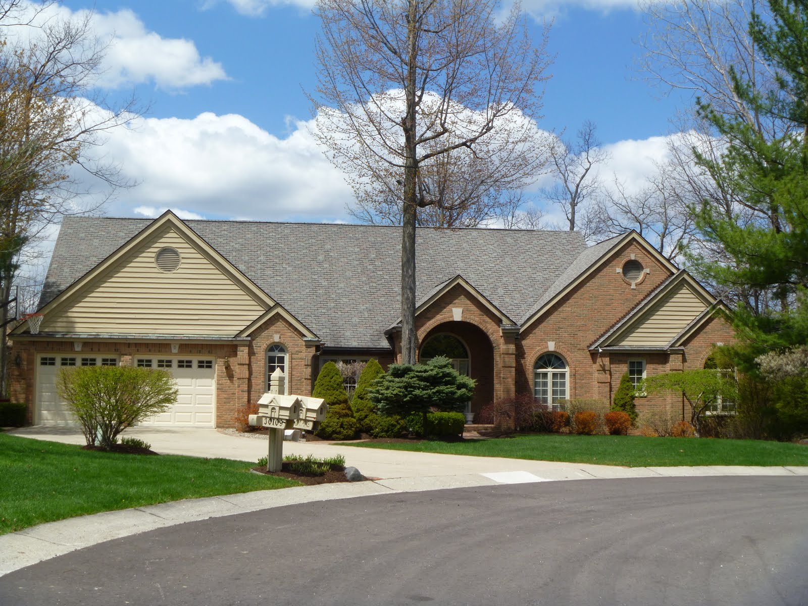 Homes for Sale in Farmington Hills MI Blog Subdivision Hunters Pointe