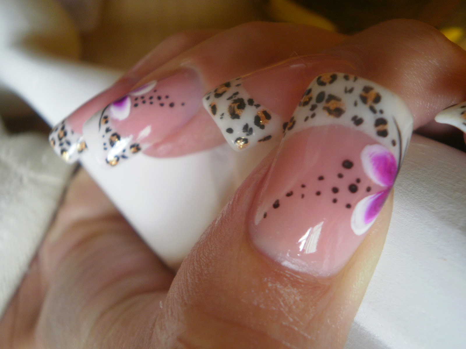 Diseños de uñas, Uñas acrilicas