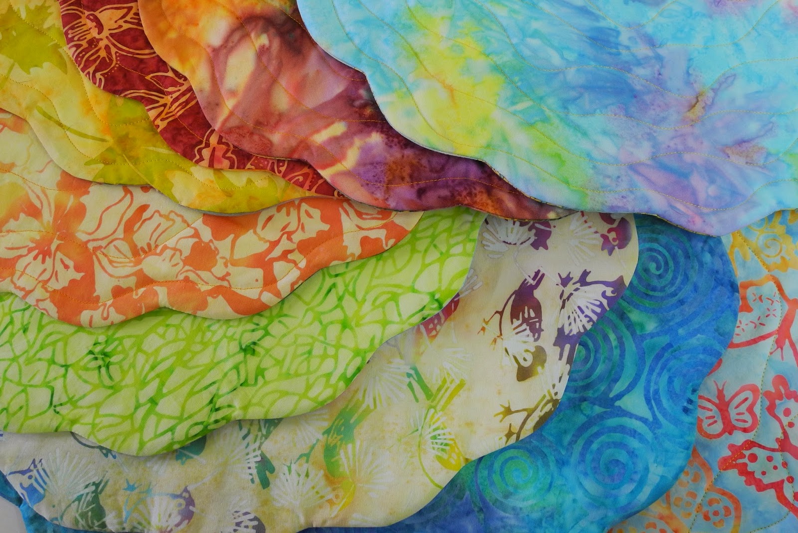 Sherrie loves color!: Wedding table toppers