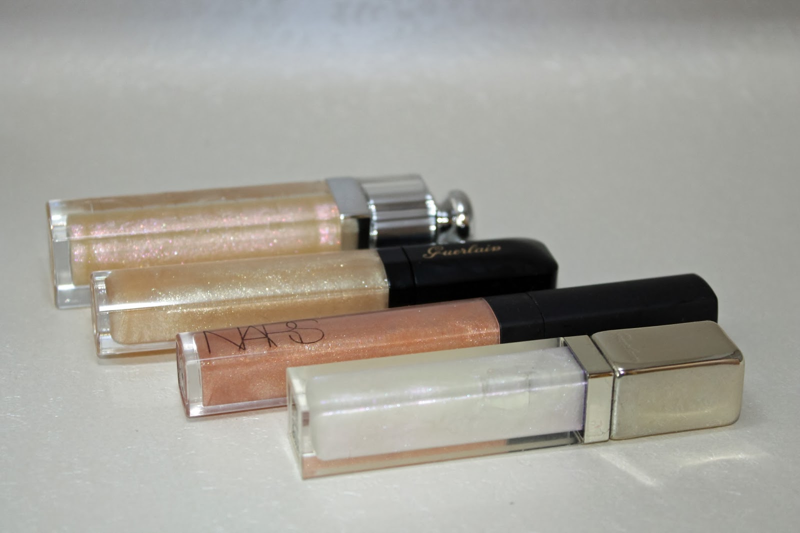 Rushing Glam Gold Lipgloss swatches Guerlain Gloss d'Enfer 400, Dior