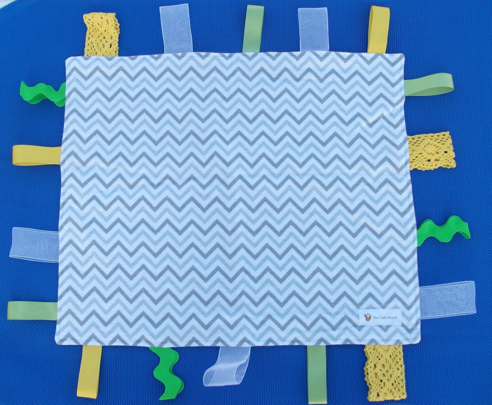 the crafty roach Ribbon Blanket