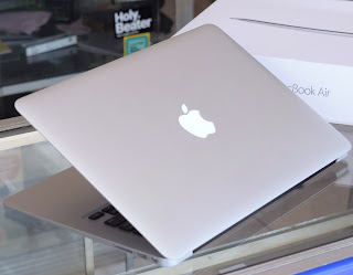 Macbook Air 2017 Core i5 QD32LL/A di Malang