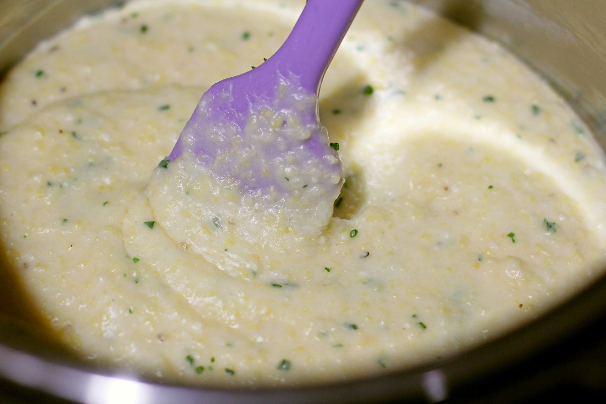 Cookistry Creamy Goat Cheese and Chive Grits