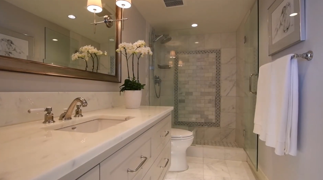 23 Interior Design Photos vs. Dallas Road, Victoria Luxury Condo Tour