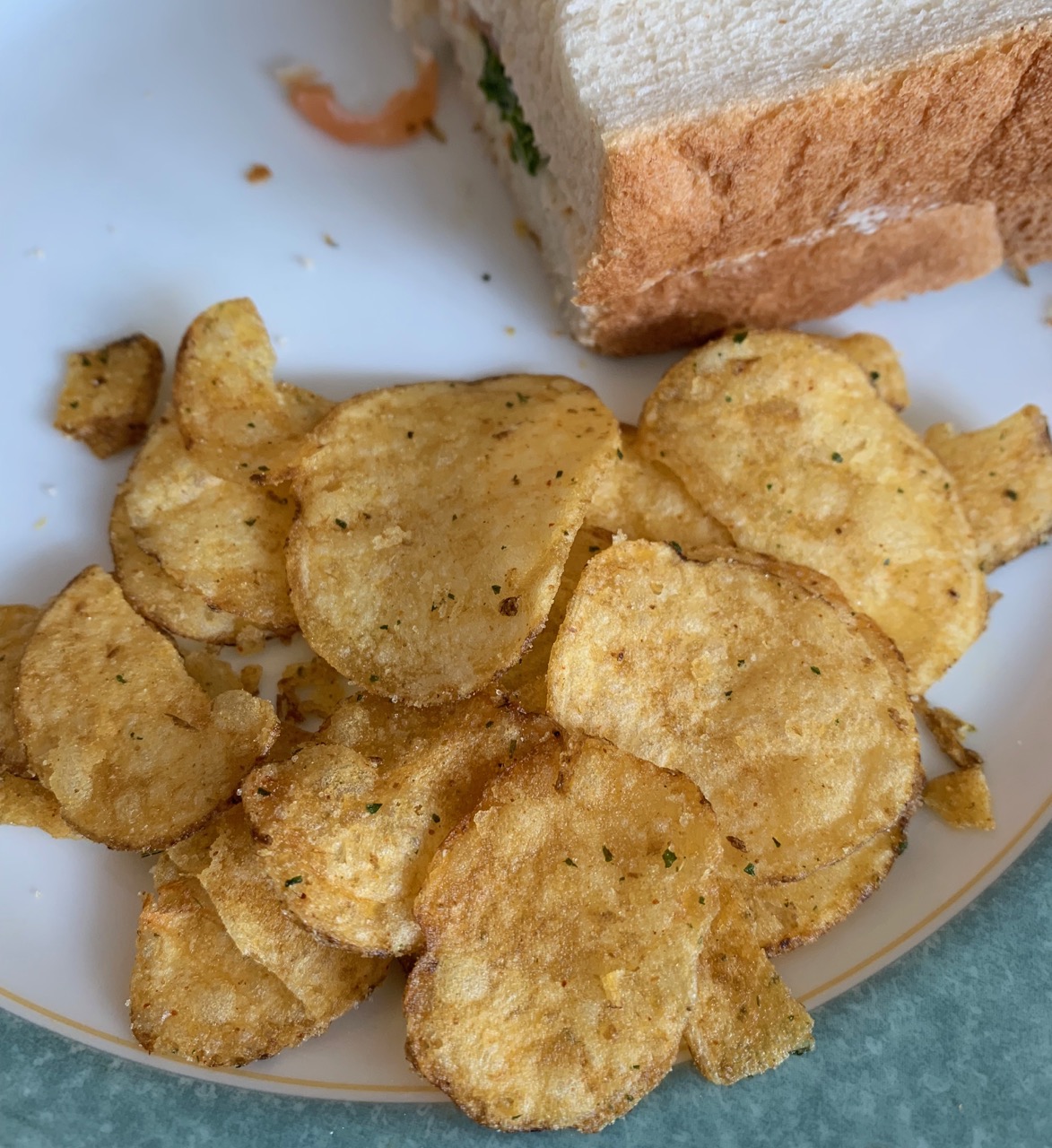 FOODSTUFF FINDS Manchego Cheese and Chilli Crisps (Marks and Spencer) By Cinabar FOODSTUFF FINDS Manchego Cheese and Chilli Crisps (Marks and Spencer) By Cinabar