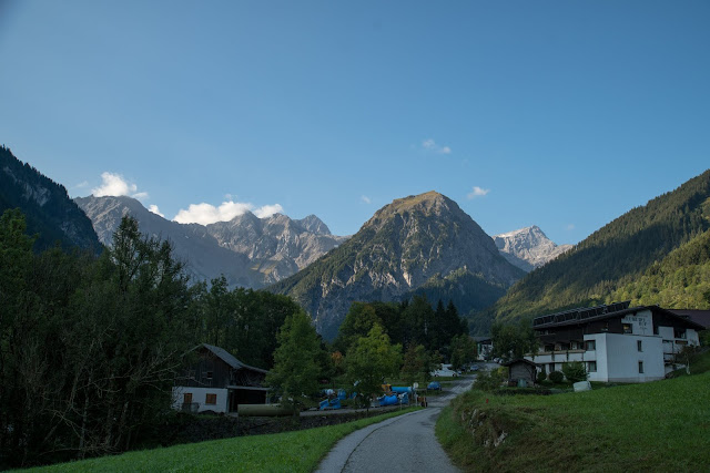 Rundweg Zimbajoch  Sarotla Hütte – Heinrich-Hueter-Hütte - Lünersee Wandern Brandnertal 02