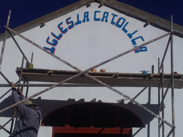 Neubau der Kapelle in Casa Grande Bolivien. Jetzt weiß man wem es gehört LOL