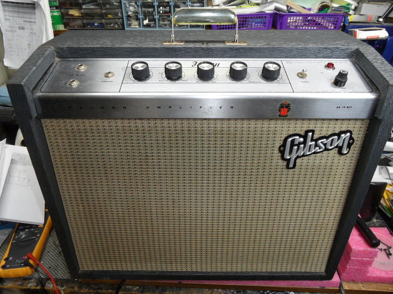 Canadian Vintage Guitar Hunt: GIBSON Falcon GA-19 RVT Amp