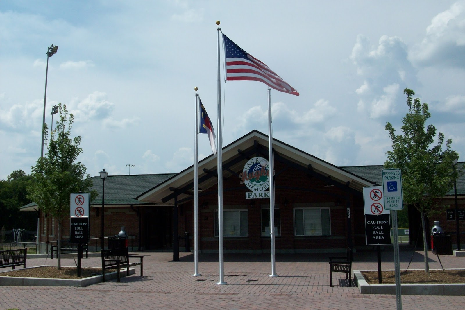 Groundhopping Carolina I don't sweat, I glisten Jack D. Hughes