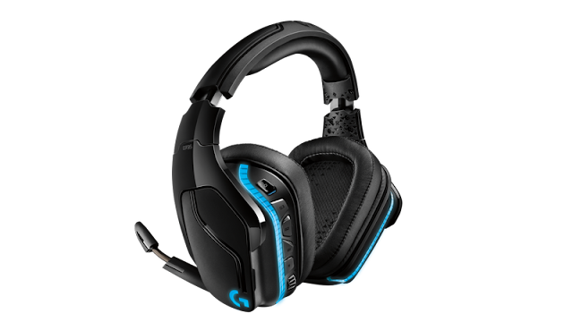 6. Logitech G935