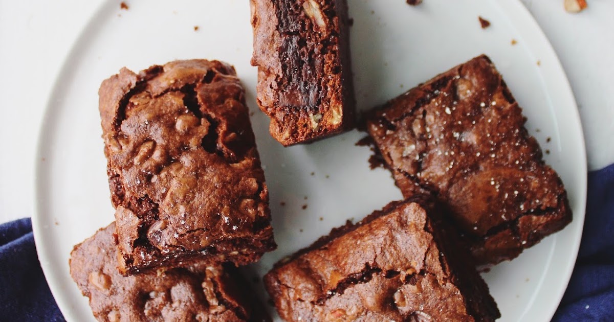 The Rosiest Cheeks Chocolate Fudge Pecan Brownies