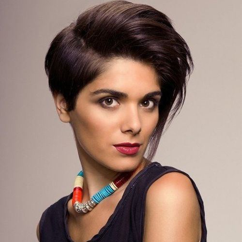 Internex Posed Short Hairstyles