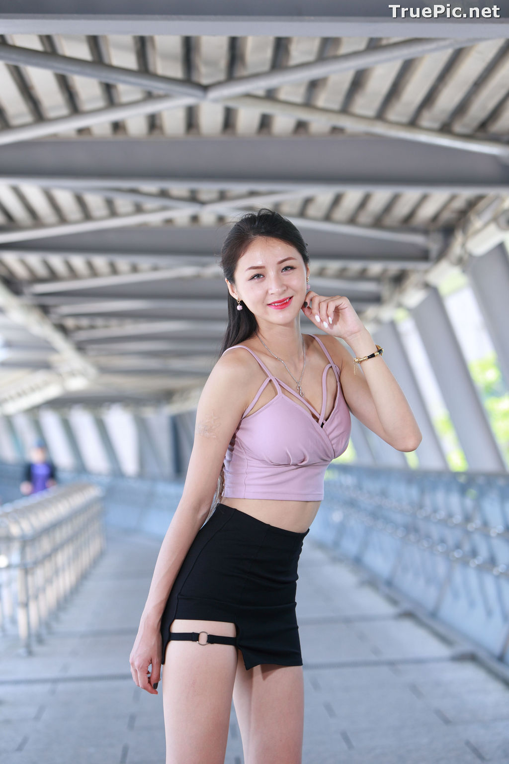 Image Taiwanese Model – Lola (雪岑) - Charming and Attractive Long Legs Girl - TruePic.net - Picture-33