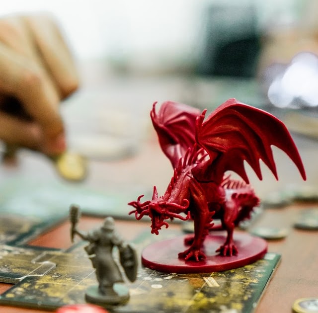 "Rattle his saber" nghĩa là gì?