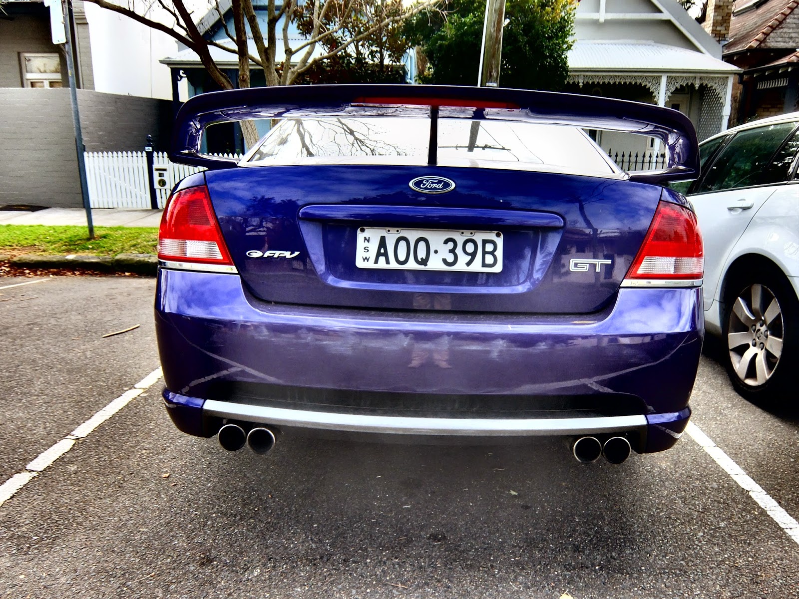 Aussie Old Parked Cars: 2003 FPV BA GT