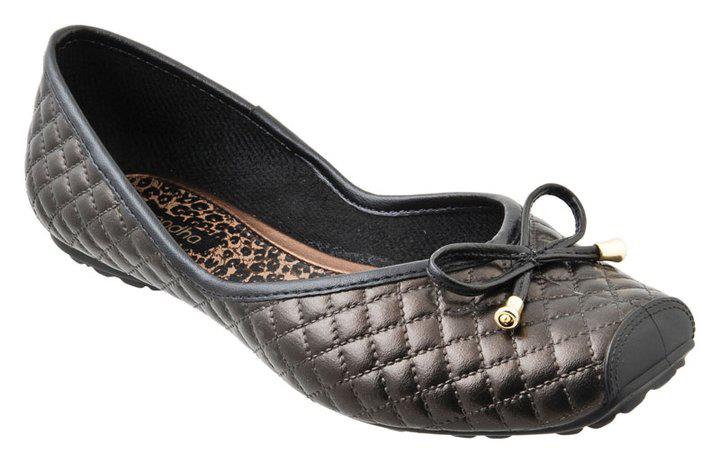 I am planning to buy a black Grendha flats for the office actually I am 