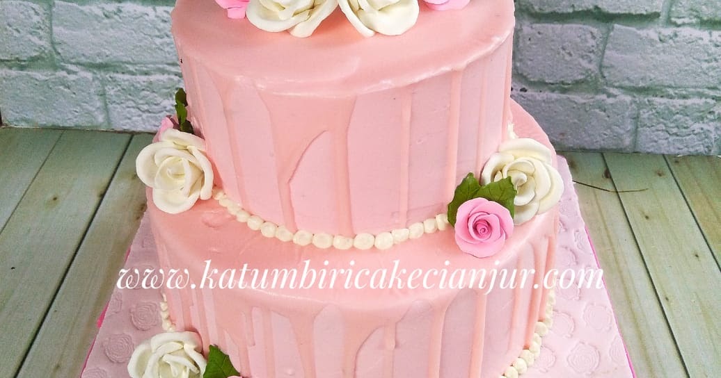 Gambar Wedding Cake 2 Tingkat Wedding Cake 2 Tingkat Butter Cream - Katumbiri Custom Cake Cianjur