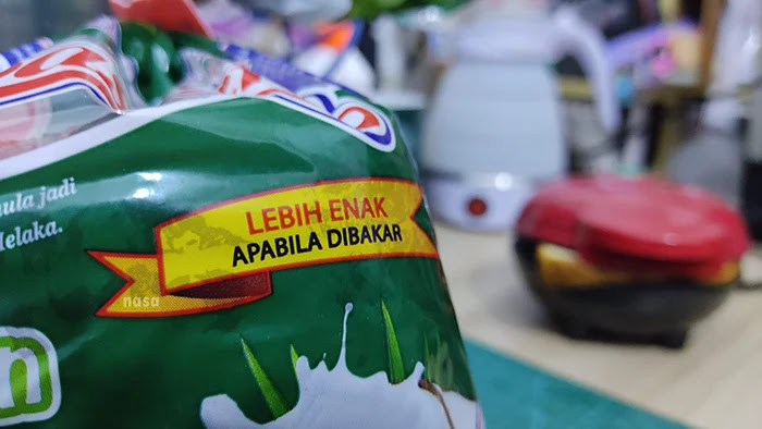 Roti gardenia pandan kelapa