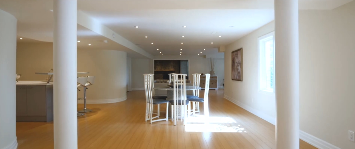 39 Interior Design Photos vs. 66 Cromdale Ridge, Woodbridge, ON Luxury Home Tour