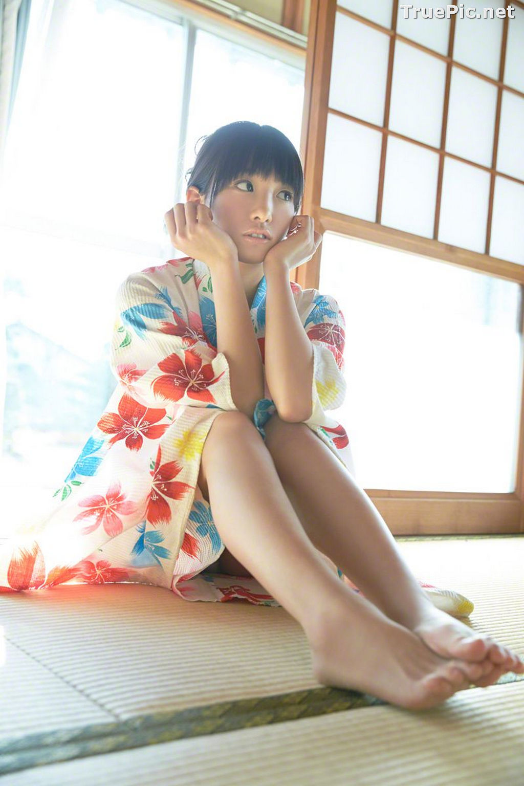Image Wanibooks No.133 - Japanese Model and Singer - Hikari Shiina - TruePic.net - Picture-42