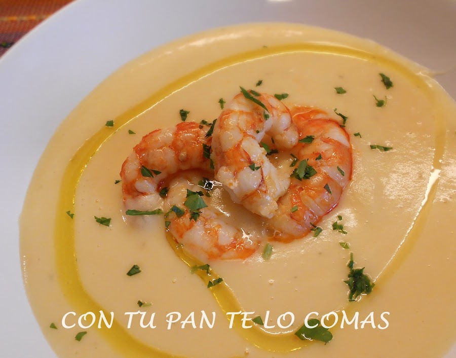 crema de patatas con gambones