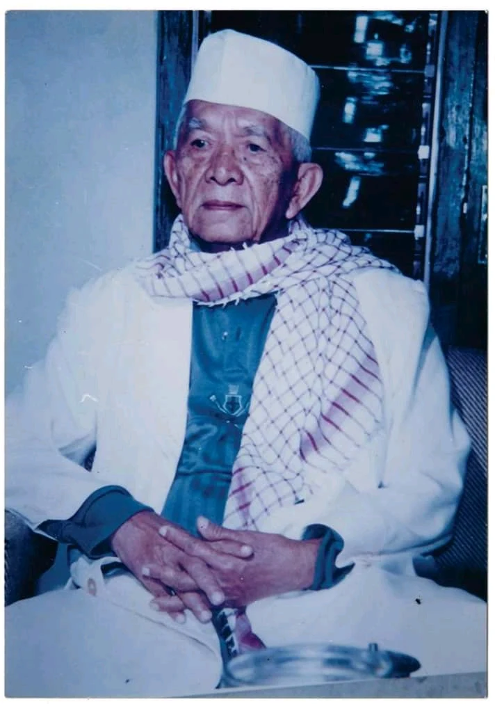 KH. Muntaha (1949 - 2004)