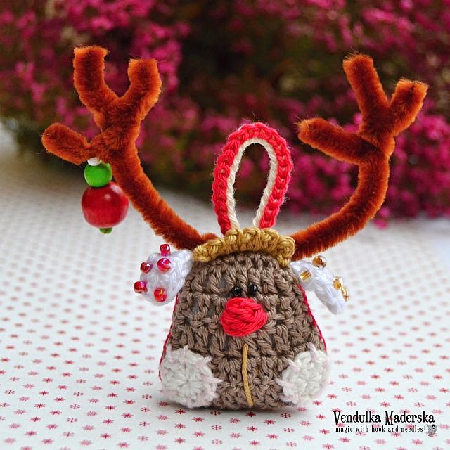 Christmas reindeer by VendulkaM
