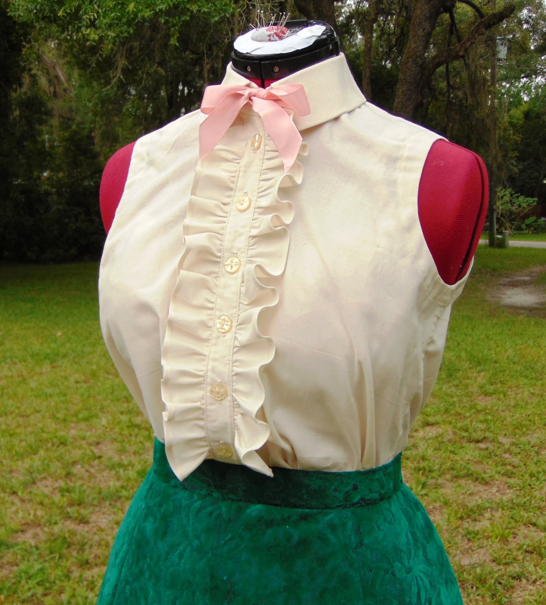 The Antique Sewist: 1895 Bolero Jacket & Skirt Set - Waugh LX