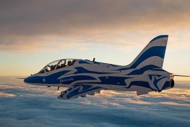 Finnish_Air_Force_40_years_Hawk.jpg