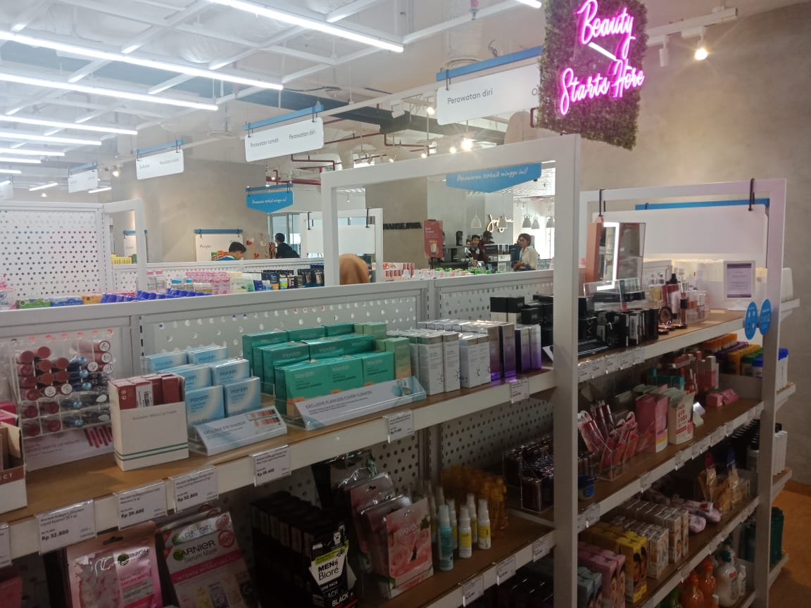 pengalaman belanja di Blibli Mart Offline Store