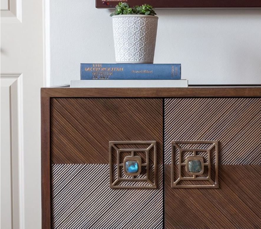 MODERN CABINET HARDWARE: A HOW-TO-GUIDE