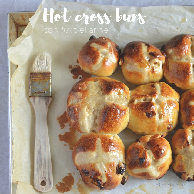 hot cross buns