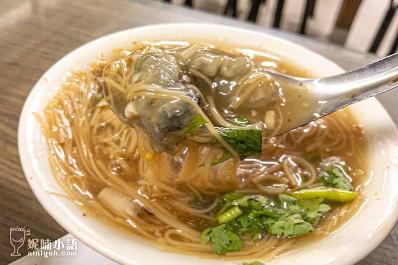 【新北板橋美食】油庫口蚵仔麵線。北部最具指標性大腸蚵仔麵線