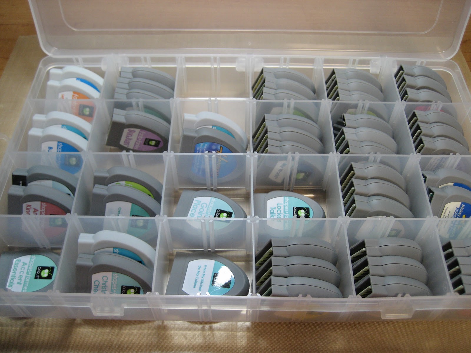 Hattie's Haven Cricut Cartridge Organization