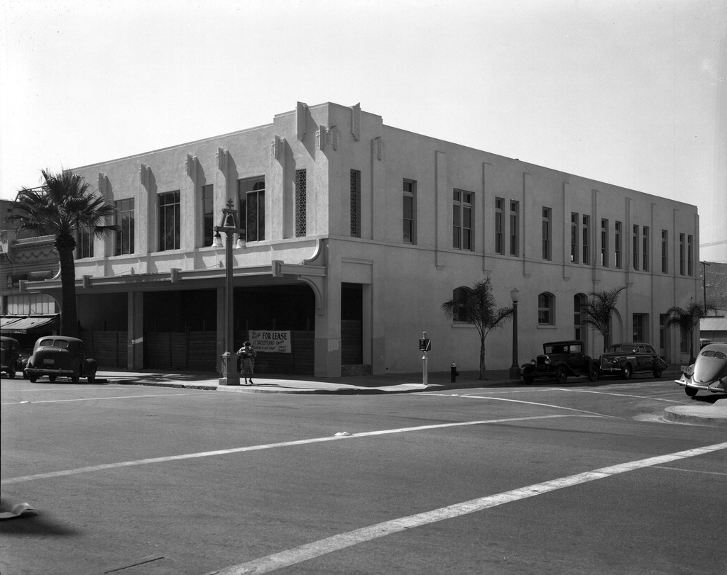 LA IMAGEN DEL SIGLO.: AVERY EDWIN FIELD