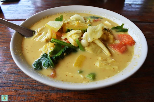 Curry en el restaurante Chiang Mai de Koh Kood