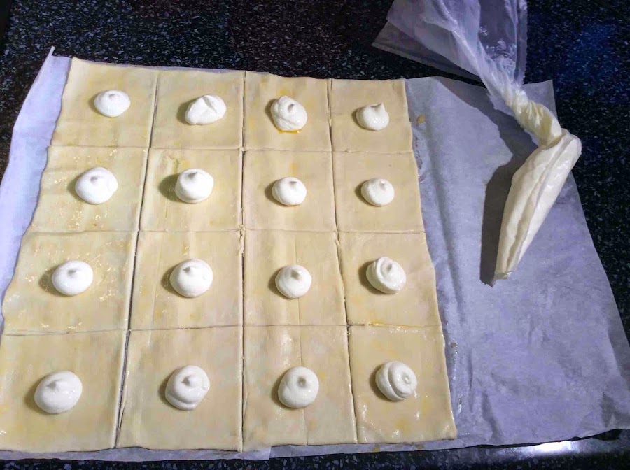 Hojaldre con crema de queso
