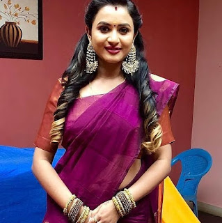 Janani Ashok kumar latest saree photos Navel Queens Janani Ashok kumar latest saree photos Navel Queens