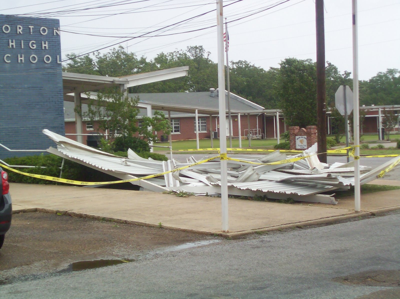 Jessica's Blog!! Storm Damage Pictures!! High winds and heavy rain