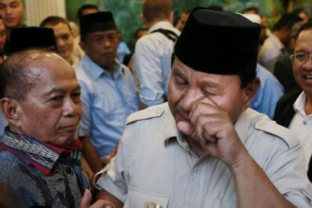 Prabowo Sarankan JR UU Ciptaker ke MK, Tengku: MK Itulah yang Sudah 'Menenggelamkan' Bapak Prabowo Sarankan JR UU Ciptaker ke MK, Tengku: MK Itulah yang Sudah 'Menenggelamkan' Bapak