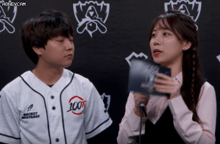 1539343816.gif