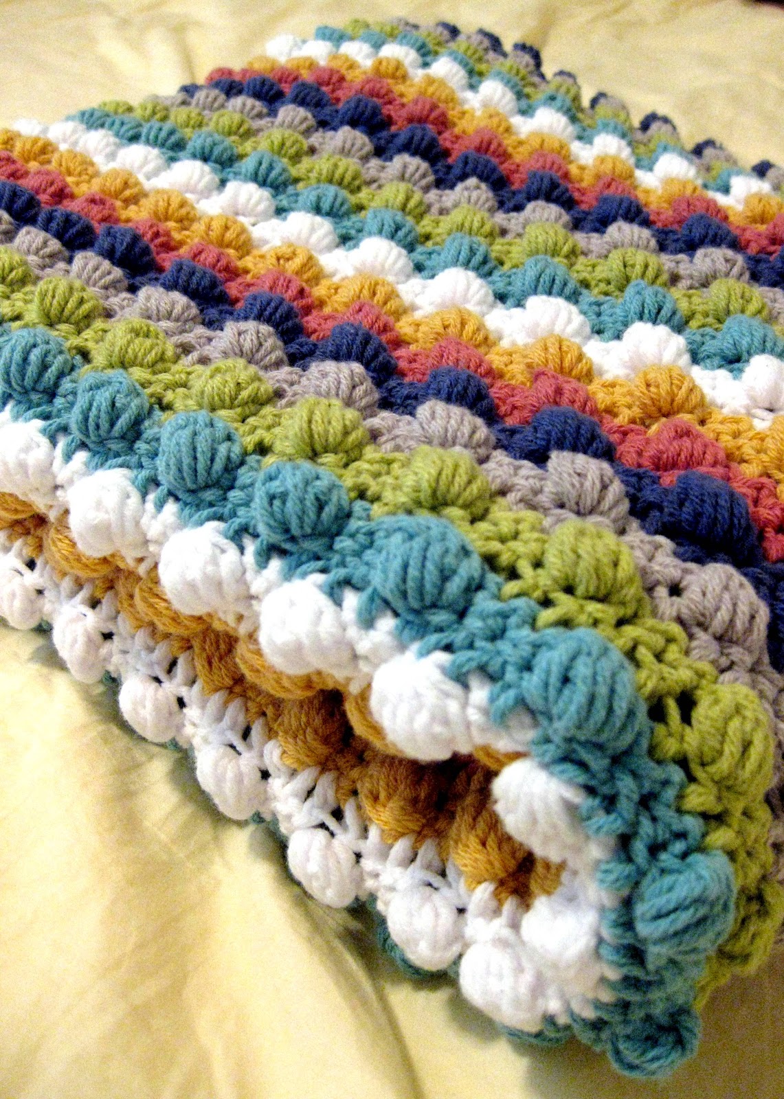 All Things Bright and Beautiful: Bobble Blanket