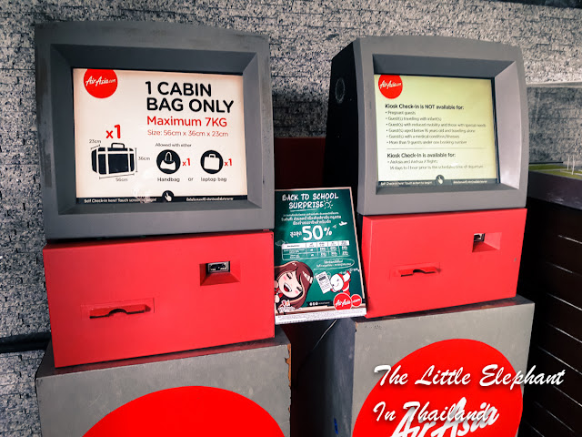 Self check-in for Air Asia at Nan Nakhon Airport