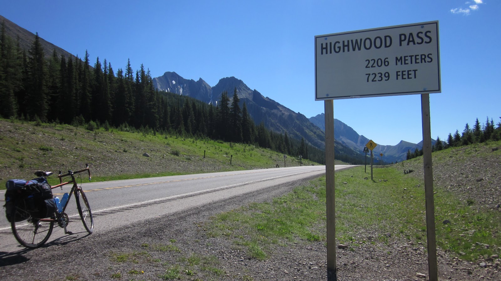 highwood pass cycling